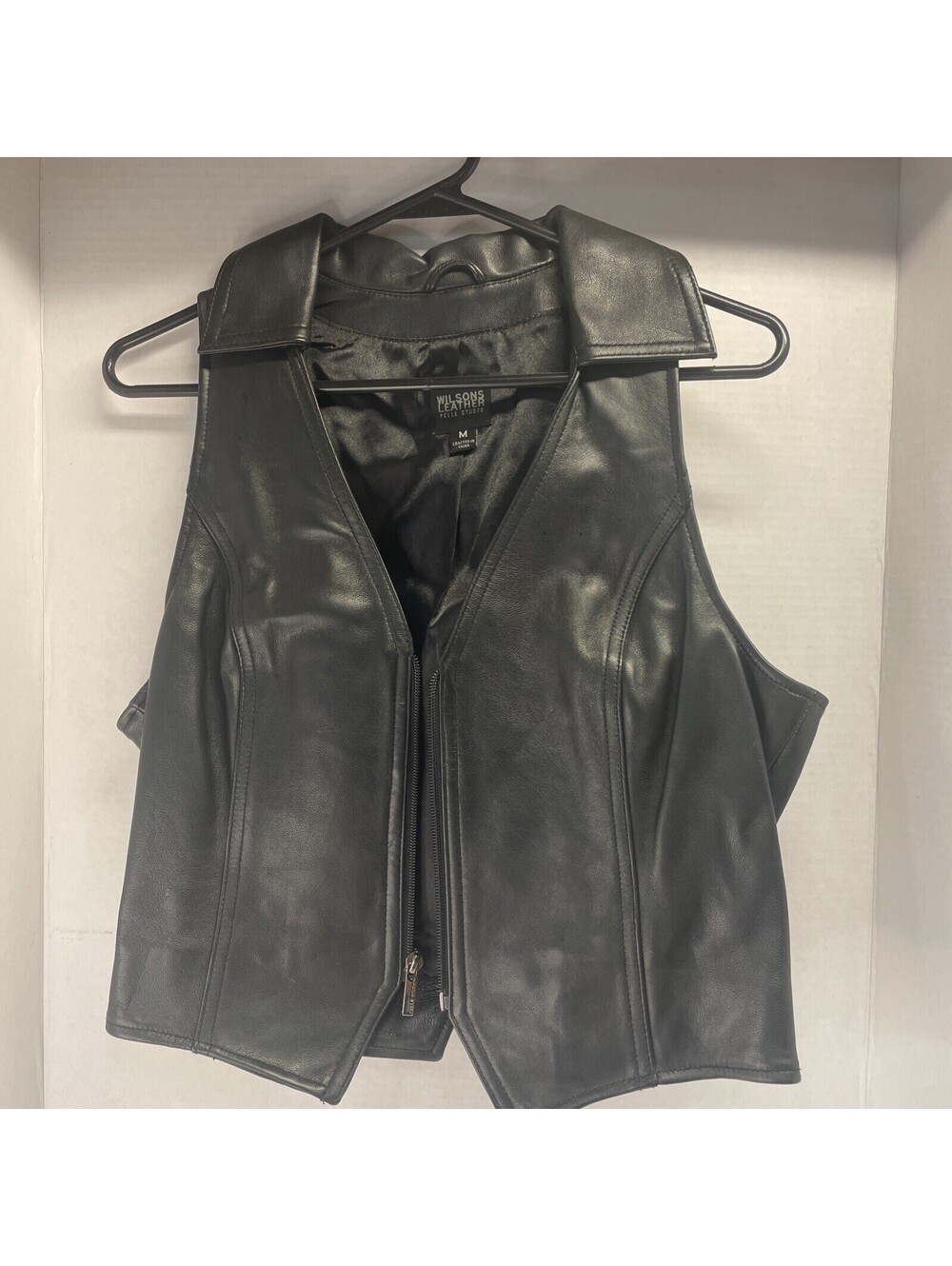 Wilson’s Leather Women’s Leather Vest Size Medium Zipper Front 100% Leather